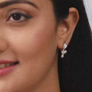 ต่างหูเม็ดเดี่ยวดอกไอริสสีเงินเซอร์คอนชุบทองโรสโกลด์ลวดลายเรขาคณิตน่ารักสำหรับงานแต่งงานของขวัญงานหมั้น - Product Image 3