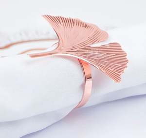 Nouvel Arrivage Rond de Serviette Design Feuille d'Or Rose Fantaisie Réglage de la Table Porte-Serviettes Décoratif au Prix de Gros - Product Image 3