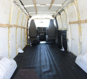 GMC Savana 3500 2016 EXTREMADAMENTE LIMPIA, LISTA PARA ENVIAR - Product Image 4