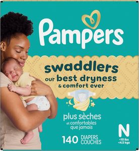 Pañales Pampers Swaddlers, Talla 0 (hasta 4.5 kg), 140 Unidades, Absorbentes, Mantienen al Bebé Seco y Cómodo, Seguros para la Piel, Desechables - Product Image 1