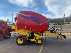 Nueva Empacadora Redonda de Heno New Holland Roll-Belt 450, Especial para Ensilaje, Alta Productividad, Máquina Agrícola para Empacar Forraje - Product Image 1