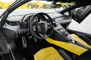 LAMBORGHINI AVENTADOR LP700-4 2013, TRÈS PROPRE, 691 CHEVAUX, MOTEUR V12, TRANSMISSION INTÉGRALE, PRÊT À LIVRER - Product Image 2