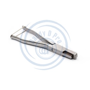 En acier inoxydable en forme de U Instrument vétérinaire oreille de porc Notcher & Clamp oreille poinçon pince pour animaux oreille marquage pince CE ISO - Product Image 1