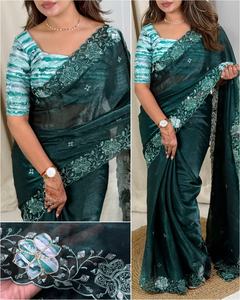 Sari de organza elegante con espejo y lentejuelas bordadas, muy vendido, fabricante y proveedor de moda femenina de Surat - Product Image 2