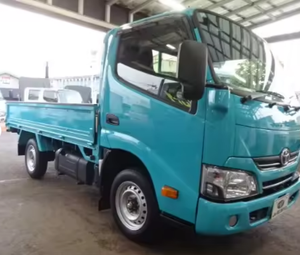 Camioneta Dyna 4WD 2020 Usada en Buen Estado, Sin Accidentes, con Garantía, Asientos de Cuero, Cámara Trasera, Volante a la Izquierda - Product Image 1
