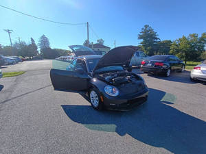 Voiture d'occasion de qualité abordable, Volkswagen Beetle 1.8T Wolfsburg Edition PZEV 2016, conduite à gauche - Product Image 3