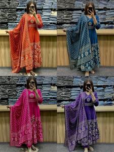 ชุดซาลวาร์มาเมซที่ทันสมัยพร้อมวัสดุคอตตอนแอกทำงานสวยงามสำหรับเทศกาล - Product Image 2