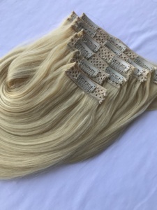 Top Premium Quality 18 ''Rubio Recto 7 Set Clip Extensiones Raw Cambodian Cutícula Alineada Humano Venta al por mayor Lista de precios Proveedor - Product Image 6