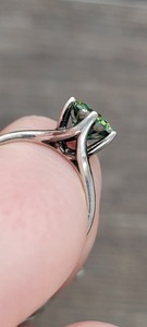 Bague ronde verte en argent sterling Belle bague de fiançailles Bague Moissanite Diamant à facettes et autres bijoux en diamant Pendentif - Product Image 2