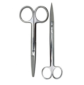 กรรไกรสำหรับผ่าตัดขนาด14ซม. ทำจากสเตนเลสสตีลมาตรฐาน - Product Image 1