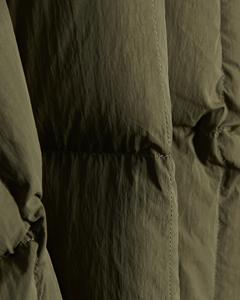 Chaqueta acolchada para hombre, gruesa y cálida, interior transpirable, exterior resistente, OEM ODM, selección de ropa de invierno personalizada - Product Image 2