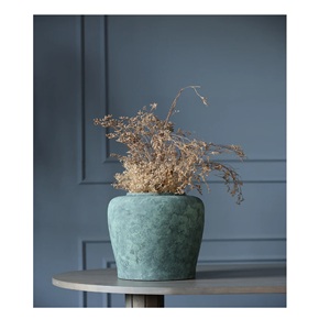 Jarrón Decorativo de Diseño Abstracto Artesanal para Decoración del Hogar, Maceta de Metal Hecha a Mano Personalizada al por Mayor - Product Image 3