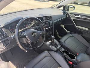 Voiture d'occasion Volkswagen Golf TDI Diesel 2015 à bas prix à vendre - Product Image 3