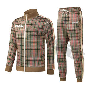 Survêtement de sport d'été personnalisé pour hommes, vêtements d'entraînement de gymnastique sans couture de grande taille avec t-shirt pour la course à pied, survêtement d'hiver - Product Image 1