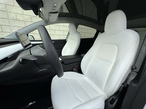 LIMPIA 2023 T e s l a Modelo-Y AWD de largo alcance - Product Image 4