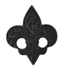 Perillas artesanales de hierro hechas a mano con diseños únicos para agregar un toque personal a los cajones y tocadores de la cocina - Product Image 5