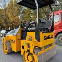 Compacteur vibrant à double tambour Sakai SW330 d'occasion, poids de travail 2,95 tonnes, moteur diesel, d'origine japonaise, petit modèle