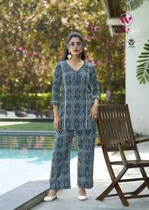 Woodee Moksha Co-Ord Set Vêtements indiens et pakistanais imprimés en rayonne - Product Image 6