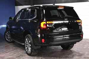 Mantenido cuidadosamente 2024 F o r d Everest Platinum Auto Full Time 4WD MANO DERECHA - Product Image 3