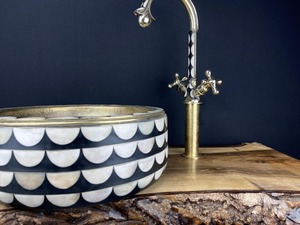 Frutero de Hueso con Incrustaciones Hecho a Mano por Exportador Indio, con Motivos Florales Tallados, para Decoración del Hogar, Disponible para Exportación - Product Image 3