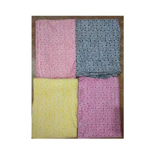 Tissu en coton imprimé et design de qualité exportable pour la fabrication de maillots de bain avec des vêtements de plage disponibles au prix de gros