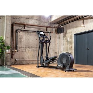 Bicicleta Elíptica SportsArt E874 Elite Senza con Pantalla Táctil Modelo 13 - Product Image 3