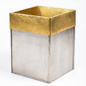 Jardinière Fusion Métallique Décorative à Double Teinte pour Coins de Jardin Chic et Idées de Style Intérieur Moderne - Product Image 5