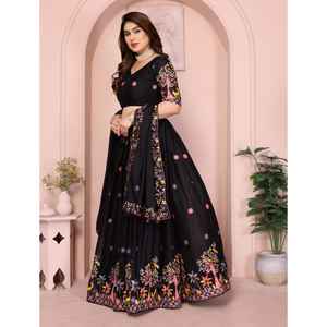 LEHENGA brodé NOIR BLANC foncé pour femme avec DUPATTA Set Stylish Festive & Party Wear - Product Image 1
