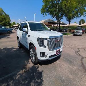 2023 GMC Yukon Denali 4WD Turbo moteur gaz/électrique manuel/automatique boîte de vitesses sièges en cuir caméra arrière R17 galerie de toit en alliage utilisé - Product Image 4