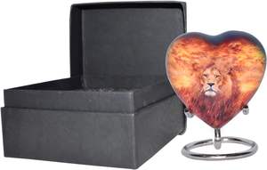 Recuerdo de León-Mini urna de cremación de corazón con soporte y caja premium-Urna de recuerdo pequeña-Honra a tu ser querido con corazón de urna - Product Image 4