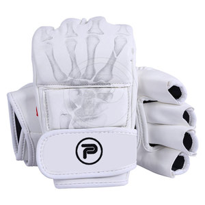 Guantes MMA personalizados de cuero impermeable hechos en Pakistán con logotipo personalizado para Artes Marciales al aire libre y boxeo - Product Image 4