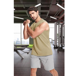 Découvrez l'essentiel de la salle de sport avec nos débardeurs de fitness haut de gamme, conçus pour les hommes et les femmes. - Product Image 4