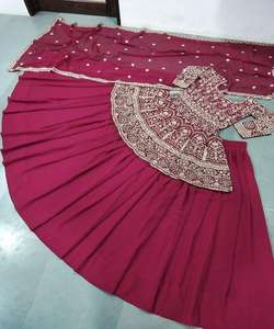 Nouvelle arrivée de mariage Top + Sharara Prix le plus bas du marché Surat Gujarat vêtement ethnique Alphanumero - Product Image 4