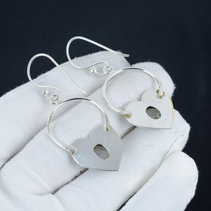 ชุดตัวเรือนสีเงิน925ที่สง่างามต่างหูห้อยอัญมณีต่างหูรักหลายสีสำหรับผู้หญิงของขวัญครบรอบทางศาสนา - Product Image 5