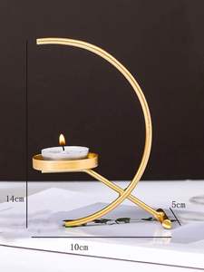 Candelabro de Hierro Hecho a Mano para Accesorios Rústicos del Hogar con Encanto Artesanal de Metal - Product Image 6