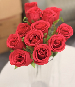 Bouquet di rose artificiali in seta, 12 pezzi, fiori rossi realistici per decorazioni domestiche e matrimoni - Product Image 3