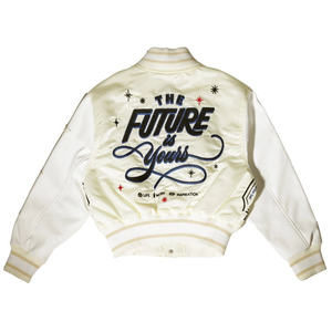 Vestes universitaires en cuir brodé de haute qualité pour femmes, avec logo personnalisé, manches courtes, style varsity - Product Image 5