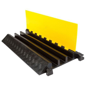 2024 Best Seller Durable Rubber ABS Construction Protector de cable de 3 canales Speed Bumps Mantiene los cables seguros para uso en carretera - Product Image 1