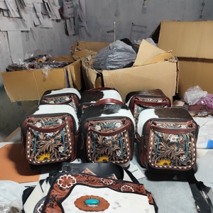 Mochila occidental de piel de vaca Natural para mujer, bolso de otoño, bolsas de transporte ocultas, decoraciones de flores con borlas - Product Image 5