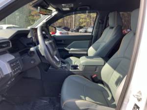 Toyota 4Runner Hybrid Trailhunter 4WD 2025 Usado en Buen Estado - Product Image 4