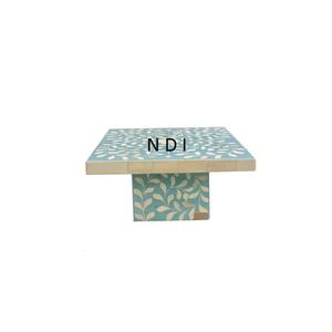 Support à gâteaux carré en bois avec finition nacre, accessoires de décoration pour table d'hôtel, articles d'usage. - Product Image 1