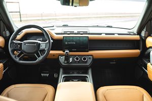 Land Rover Defender 110 V8 d'occasion 2024 - Product Image 4