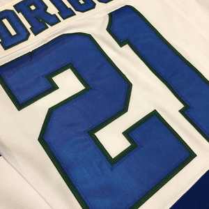 Camiseta de hockey sobre hielo de sarga de aparejos de poliéster 100% transpirable Parche de logotipo bordado personalizado Ropa de hockey sobre hielo Jersey Hockey - Product Image 5