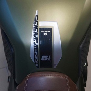 Adesivo Protettivo 3D per Serbatoio Moto Morini SEIEMMEZZO SCR, Personalizzabile, Logo INCLUSO - Product Image 1