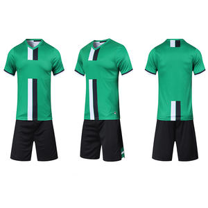Nouvelle saison Logo personnalisé adulte unisexe football uniforme maillot 100% Polyester col en v couleurs et tailles personnalisées vêtements de sport - Product Image 3
