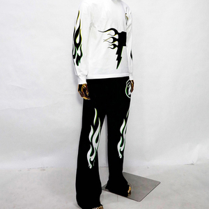 Ensemble de jogging en coton délavé à l'acide personnalisé pour hommes ensemble de pantalons de survêtement évasés avec broderie et imprimé de strass - Product Image 6