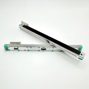 20 Jaar <span class=keywords><strong>Potentiometer</strong></span> Fabriek <span class=keywords><strong>10K</strong></span> Ohm Dia <span class=keywords><strong>Potentiometer</strong></span> Lineaire 100Mm B <span class=keywords><strong>10K</strong></span> 4 Pin Fader Variabele Weerstanden Voor X32 Mixer - Product Image 1