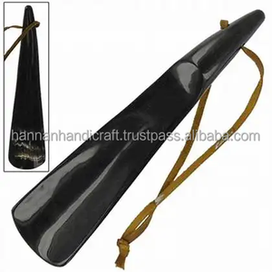 Calzador de Cuerno de la Mejor Calidad con Punta de Hueso, de HANAN HANDICRAFT, de la India. - Product Image 3