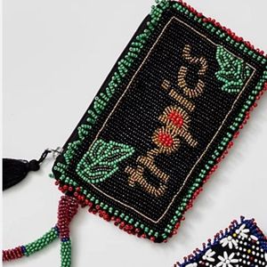 Bolso de teléfono bordado colorido con cuentas de semillas y lentejuelas Diseñador hecho a mano Monedero de teléfono con cuentas con bolsillo con cremallera - Product Image 5