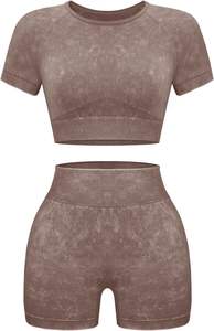 Ensemble d'entraînement 2 pièces côtelées sans couture pour femmes haut court à manches courtes Short de yoga taille haute en coton pour la salle de sport de tous les jours - Product Image 2